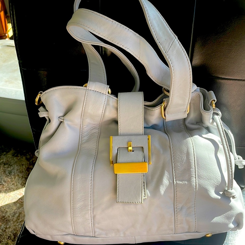 Ladies casual leather handbag